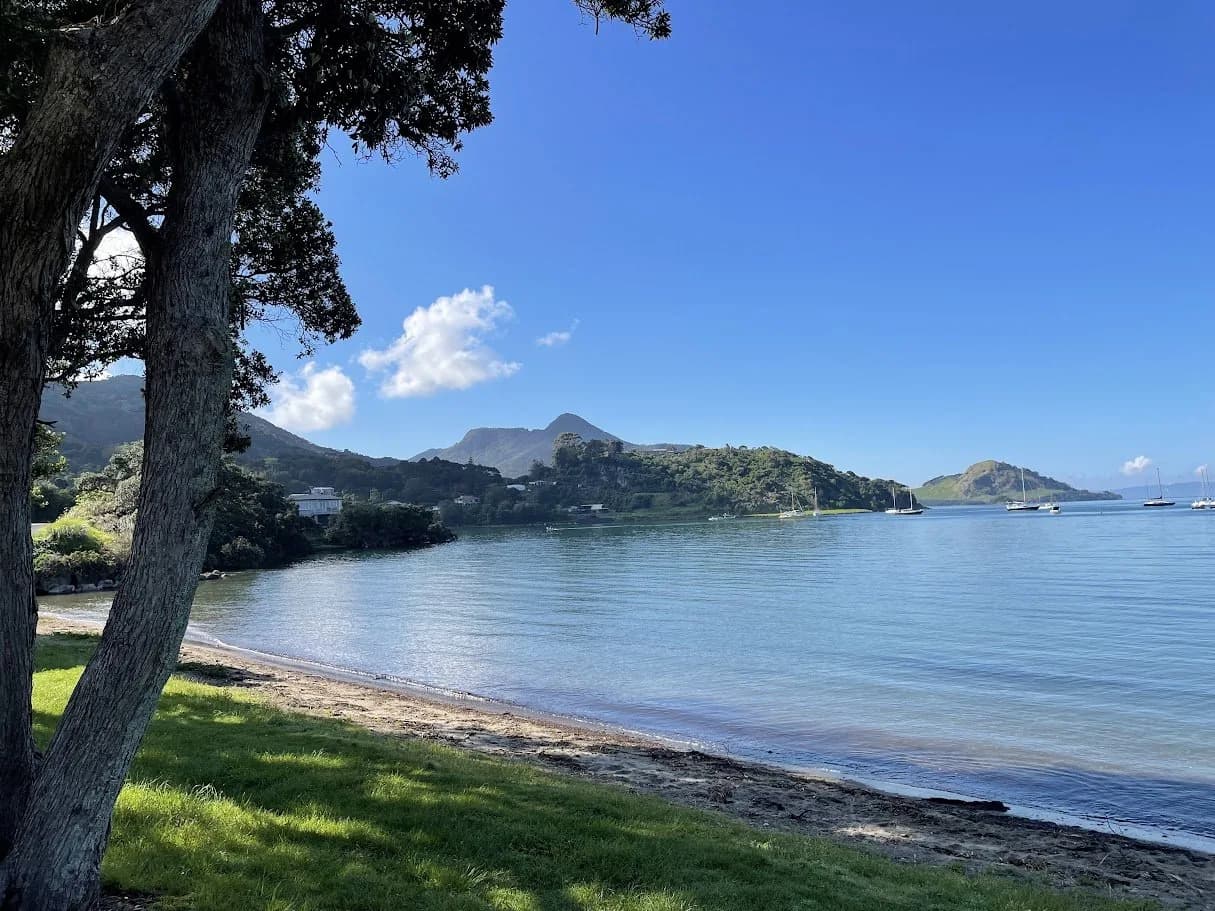 Slow Sundays: Activating holiday mode